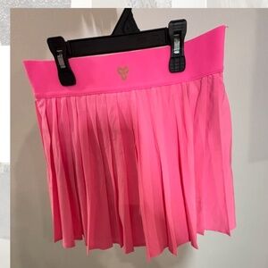 Aritzia Tennis skirt with built in shorts